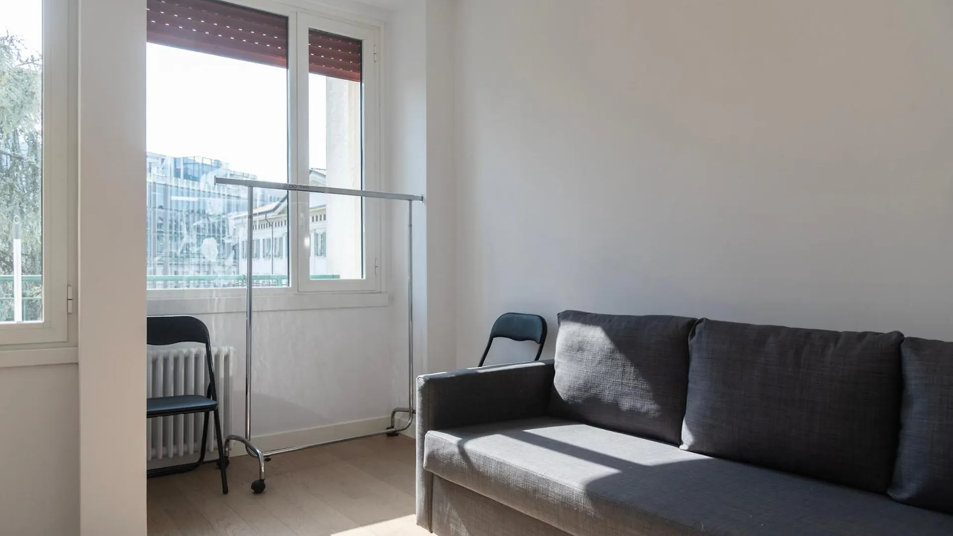 Youhosty - Bright Apartment Gioia Milaan